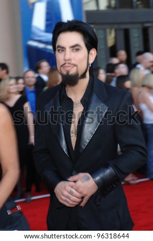 DAVE NAVARRO at the 2005 American Music Awards in Los Angeles. November 22, 2005; Los Angeles, CA:    Paul Smith / Featureflash