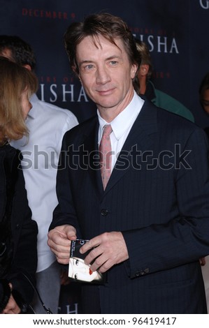 Actor MARTIN SHORT at the Los Angeles premiere of Memoirs of a Geisha. December 4, 2005  Los Angeles, CA.  2005 Paul Smith / Featureflash