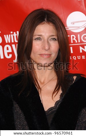Actress CATHERINE KEENER at the Los Angeles premiere of her new movie Friends with Money. March 27, 2006  Los Angeles, CA  2006 Paul Smith / Featureflash