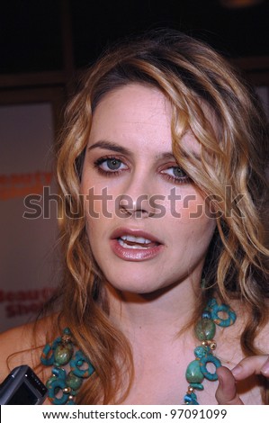 Actress ALICIA SILVERSTONE at the world premiere of her new movie Beauty Shop. March 24, 2005 Los Angeles, CA.  2005 Paul Smith / Featureflash