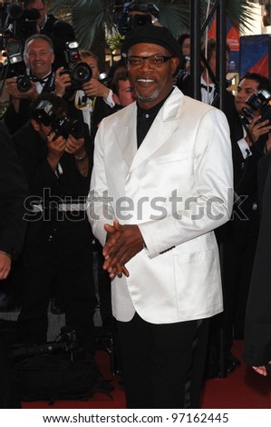 Actor SAMUEL L. JACKSON at the gala premiere of his movie Star Wars - Revenge of the Sith - at the 58th Annual Film Festival de Cannes. May 15, 2005 Cannes, France.  2005 Paul Smith / Featureflash