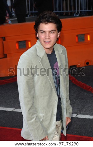 Actor EMILE HIRSCH at the special fan screening of War of the Worlds at the Grauman\'s Chinese Theatre, Hollywood. June 27, 2005 Los Angeles, CA  2005 Paul Smith / Featureflash
