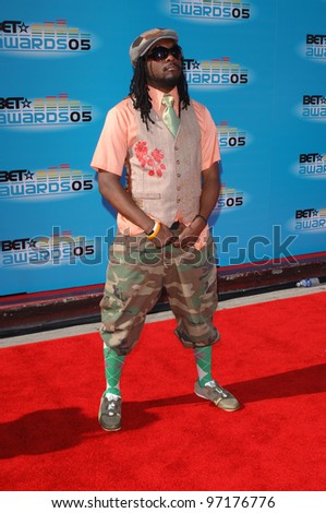 Black Eyed Peas star WILL.I.AM at the 2005 BET (Black Entertainment Television) Awards at the Kodak Theatre, Hollywood. June 28, 2005 Los Angeles, CA  2005 Paul Smith / Featureflash
