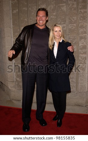 Actor RALF MOELLER & wife ANNETTE at the world premiere, in Beverly Hills, of A Beautiful Mind. 13DEC2001.  Paul Smith/Featureflash
