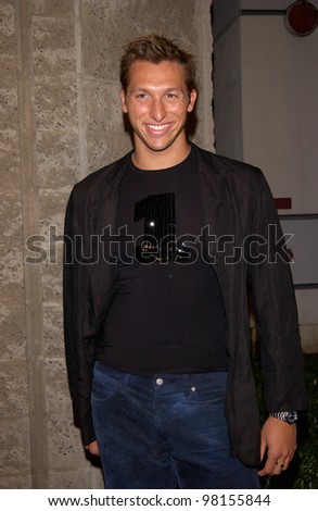 Australian swimmer IAN THORPE at the world premiere, in Beverly Hills, of A Beautiful Mind. 13DEC2001.  Paul Smith/Featureflash