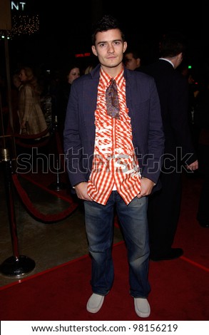 Actor ORLANDO BLOOM at the Los Angeles premiere of his new movie The Lord of the Rings: The Fellowship of the Ring. 16DEC2001  Paul Smith/Featureflash