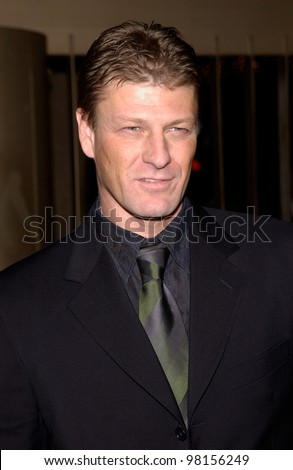 Actor SEAN BEAN at the Los Angeles premiere of his new movie The Lord of the Rings: The Fellowship of the Ring. 16DEC2001  Paul Smith/Featureflash