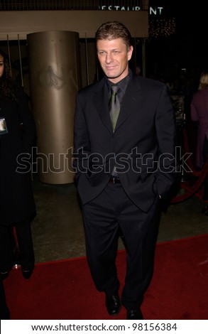 Actor SEAN BEAN at the Los Angeles premiere of his new movie The Lord of the Rings: The Fellowship of the Ring. 16DEC2001  Paul Smith/Featureflash