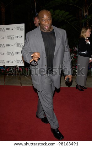 Actor MICHAEL CLARKE DUNCAN at the Broadcast Film Critics Association\'s 7th Annual Critics Choice Awards at the Beverly Hills Hotel. 11JUN2002.  Paul Smith/Featureflash