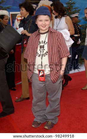 Actor SPENCER BRESLIN at the world premiere of his new movie The Santa Clause 2, at the El Capitan Theatre, Hollywood. 27OCT2002.   Paul Smith / Featureflash