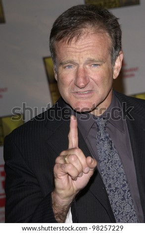 Actor ROBIN WILLIAMS at the Broadcast Film Critics 8th Annual Critics\' Choice Awards at the Beverly Hills Hotel. 17JAN2003.   Paul Smith / Featureflash