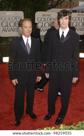 MICHAEL KEATON & son SEAN DOUGLAS at the Golden Globe Awards at the Beverly Hills Hilton Hotel. 19JAN2003.  Paul Smith / Featureflash