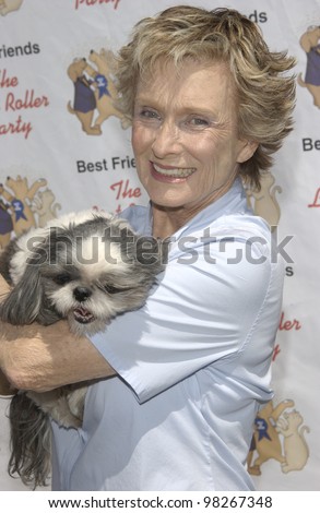 Actress CLORIS LEACHMAN & dog at the Best Friends Lint Roller Party at Santa Monica Airport, California. The event was held to benefit the Best Friends Animal Sanctuary. march 2003