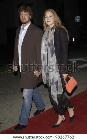 Actress LEELEE SOBIESKI & boyfriend MANHATTEN at the Los Angeles premiere of It Runs In The Family. April 7, 2003