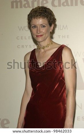 Actress LESLIE HOPE at the 30th Anniversary Women in Film Crystal and Lucy Awards in Beverly Hills.  June 2, 2003