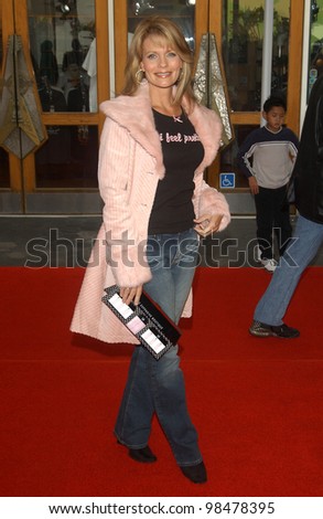 TV presenter JAN CARL at the world premiere, in Hollywood, of Dr. Suess\' The Cat in the Hat. November 8, 2003  Paul Smith / Featureflash