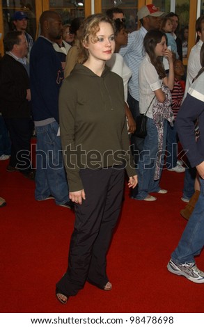 Actress THORA BIRCH at the world premiere, in Hollywood, of Dr. Suess\' The Cat in the Hat. November 8, 2003  Paul Smith / Featureflash