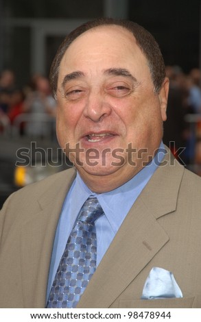 Actor TONY RUSSELL at the world premiere, in Hollywood, of Looney Tunes Back in Action. November 9, 2003  Paul Smith / Featureflash