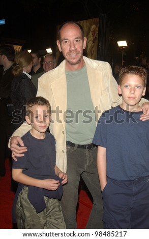 MIGUEL FERRER & sons at the USA premiere of The Lord of the Rings: The Return of the King, in Los Angeles. December 3, 2003  Paul Smith / Featureflash