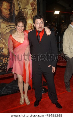 ANDY SERKIS & wife at the USA premiere of his new movie The Lord of the Rings: The Return of the King, in Los Angeles. December 3, 2003  Paul Smith / Featureflash