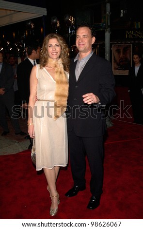 Actor TOM HANKS & actress wife RITA WILSON at the Los Angeles premiere of his new movie Cast Away. 07DEC2000.   Paul Smith / Featureflash