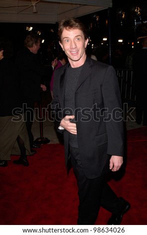 Actor MARTIN SHORT at the Los Angeles premiere of Cast Away. 07DEC2000.   Paul Smith / Featureflash