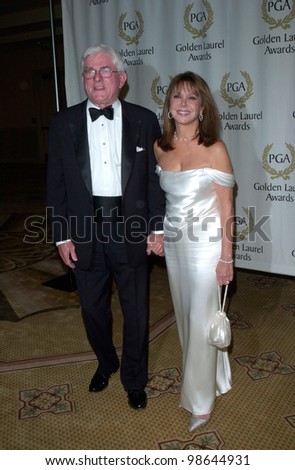 TV presenter PHIL DONAHUE & actress wife MARLO THOMAS at the Producers Guild of America\'s 12th Annual Golden Laurel Awards in Los Angeles. 03MAR2001.    Paul Smith/Featureflash