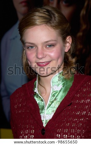 Actress HANNA HALL at the premiere of her new TV movie Amy & Isabelle, at the Directors Guild Theatre, Los Angeles.  26FEB2001    Paul Smith/Featureflash
