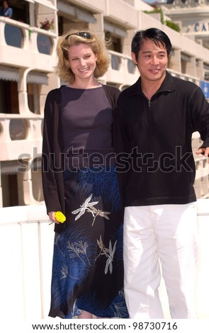 Actress BRIDGET FONDA & actor JET LI at the Cannes Film Festival to promote their movie Kiss of the Dragon. 13MAY2001.  Paul Smith/Featureflash