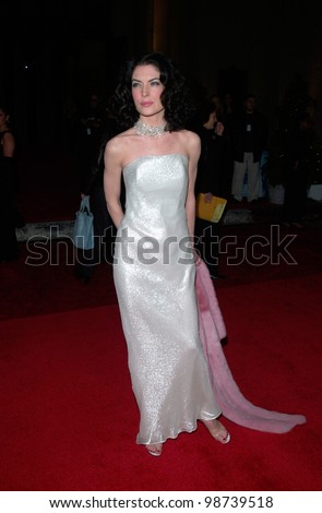 Actress LARA FLYNN BOYLE at the 2001 Blockbuster Awards in Los Angeles. 10APR2001.    Paul Smith/Featureflash
