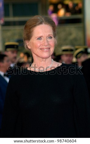 Actress/director LIV ULLMAN at the premiere of Moulin Rouge which opened the 54th Cannes Film Festival. 09MAY2001   Paul Smith/Featureflash