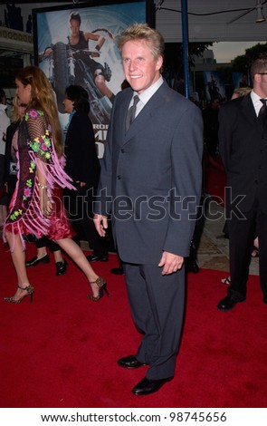 Actor GARY BUSEY at the world premiere, in Los Angeles, of Lara Croft: Tomb Raider. 11JUN2001.    Paul Smith/Featureflash