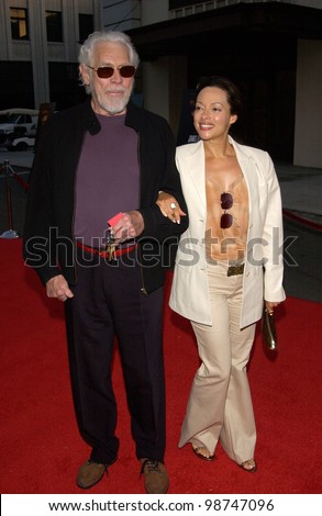 Actor JAMES COBURN & wife PAULA at the Los Angeles premiere of the TV movie James Dean. 25JUL2001.   Paul Smith/Featureflash