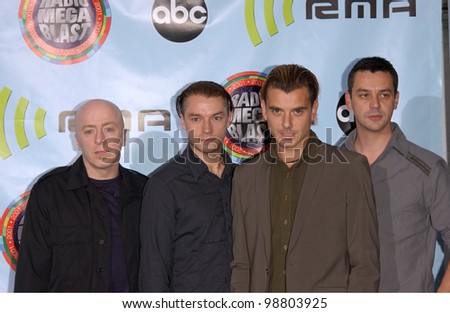 Pop group BUSH at the 2001 Radio Music Awards at the Aladdin Hotel & Casino, Las Vegas. 26OCT2001.  Paul Smith/Featureflash