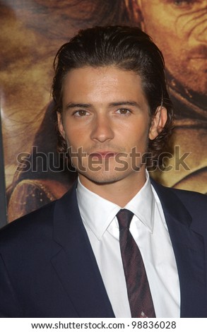 ORLANDO BLOOM at the USA premiere of his new movie The Lord of the Rings: The Return of the King, in Los Angeles. December 3, 2003  Paul Smith / Featureflash