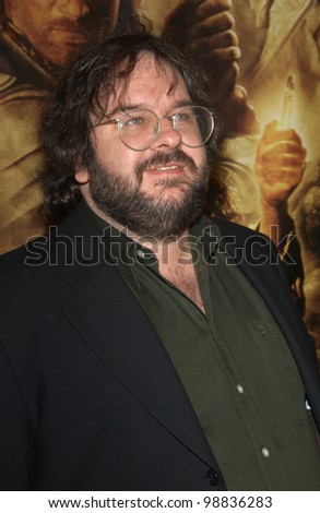 Director PETER JACKSON at the USA premiere of his new movie The Lord of the Rings: The Return of the King, in Los Angeles. December 3, 2003  Paul Smith / Featureflash