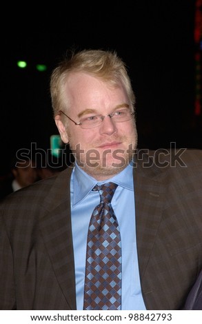 Actor PHILIP SEYMOUR HOFFMAN at the world premiere, in Hollywood, of his new movie Along Came Polly. January 12, 2004