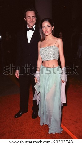 09OCT99: Actress SALMA HAYEK & actor/producer LAWRENCE BENDER at the 1999 American Cinematheque Moving Picture Ball honoring actress/director Jodie Foster.  Paul Smith / Featureflash