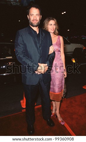 13OCT99:  Actress RITA WILSON & actor husband TOM HANKS at the Los Angeles premiere of \