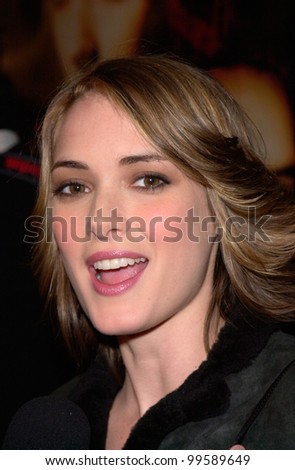 Actress WINONA RYDER at the Los Angeles premiere of her new movie Lost Souls. 11OCT2000.  Paul Smith / Featureflash
