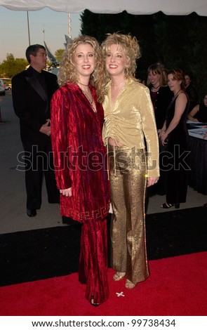 Country duo THE KINLEYS at the Country Music Assoc. Awards at the Grand Ole Opry in Nashville, TN. 04OCT2000.  Paul Smith/Featureflash
