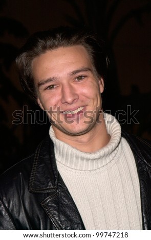Actor JUSTIN WHALIN at the Los Angeles premiere of Lost Souls. 11OCT2000.  Paul Smith / Featureflash