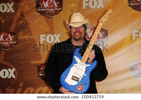 Toby Keith at the 2010 American Country Awards Press Room, MGM Grand Hotel, Las Vegas, NV. 12-06-10