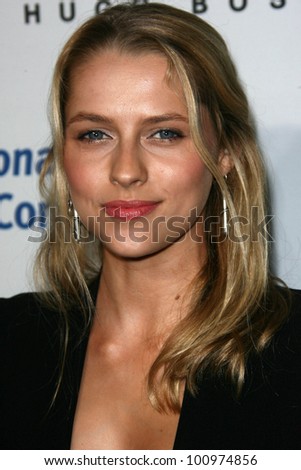 Teresa Palmer  at the Esquire House LA Opening Night Event With International Medical Corps, Esquire House, Beverly Hills, CA. 10-15-10