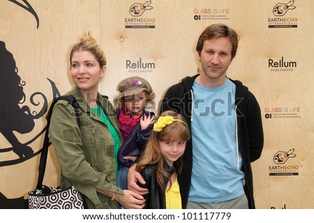 Breckin Meyer and family at the \
