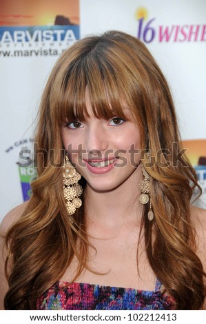 Bella Thorne  at the \