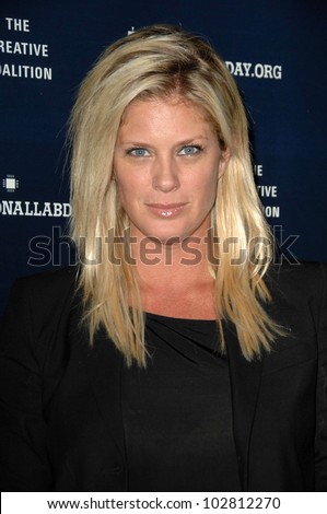 Rachel Hunter at the National Lab Day Kick-Off Dinner, Luxe Hotel, Los Angeles, CA. 04-01-10