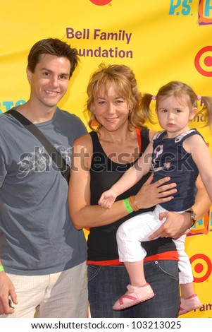 Megyn Price and family  at the 2009 PS Arts 