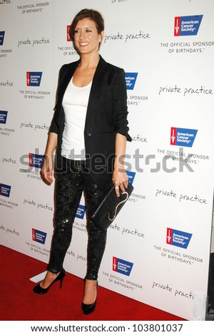 Kate Walsh at the \'Blow Out Cancer\' charity dinner hosted by the cast of ABC\'s \'Private Practice\'. Spago Beverly Hills, Beverly Hills, CA. 09-21-09