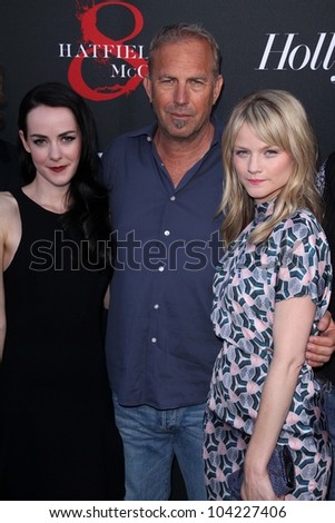Jena Malone, Kevin Costner, Lindsay Pulsipher at the \